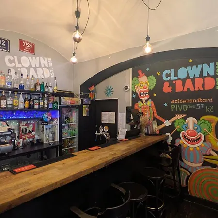 Hostel Clown And Bard Prague