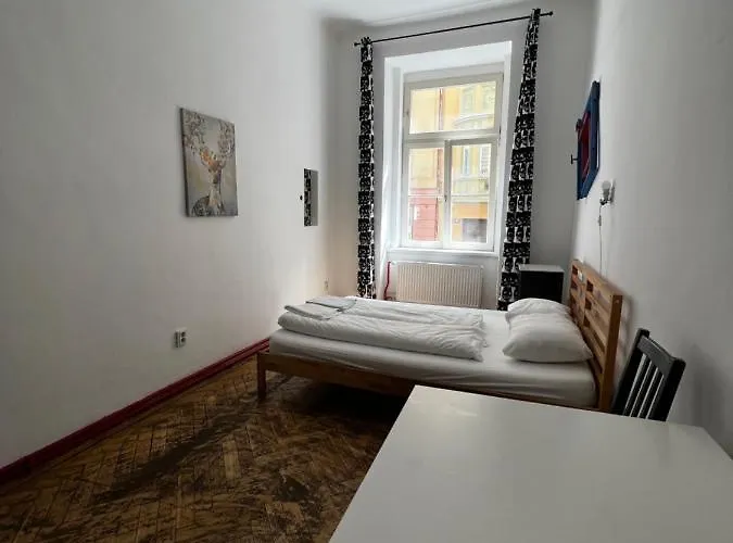 Hostel Clown And Bard Praga