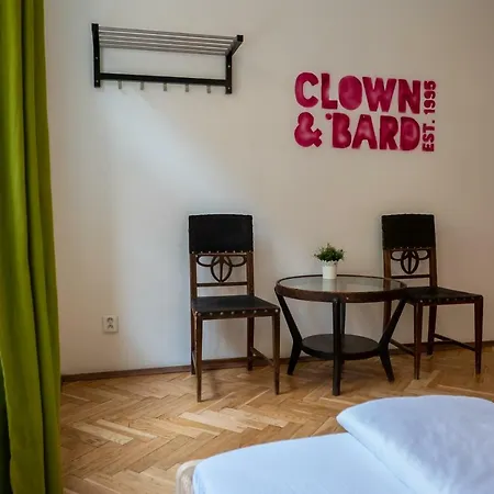 Hostel Clown And Bard Πράγα